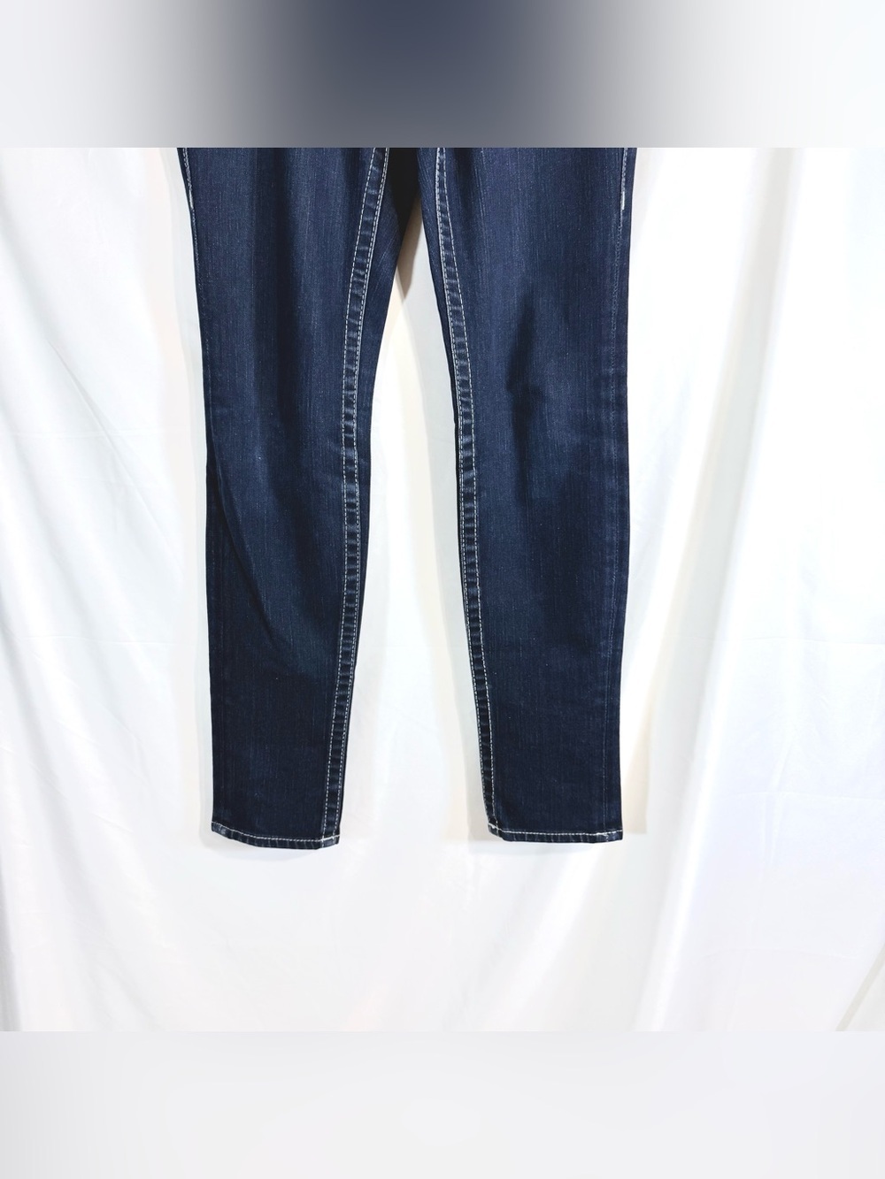 True Religion “Rockstar Stella” Low/Mid Rise Toothpick Skinny Fit Jeans Size 27 - Picture 7 of 12
